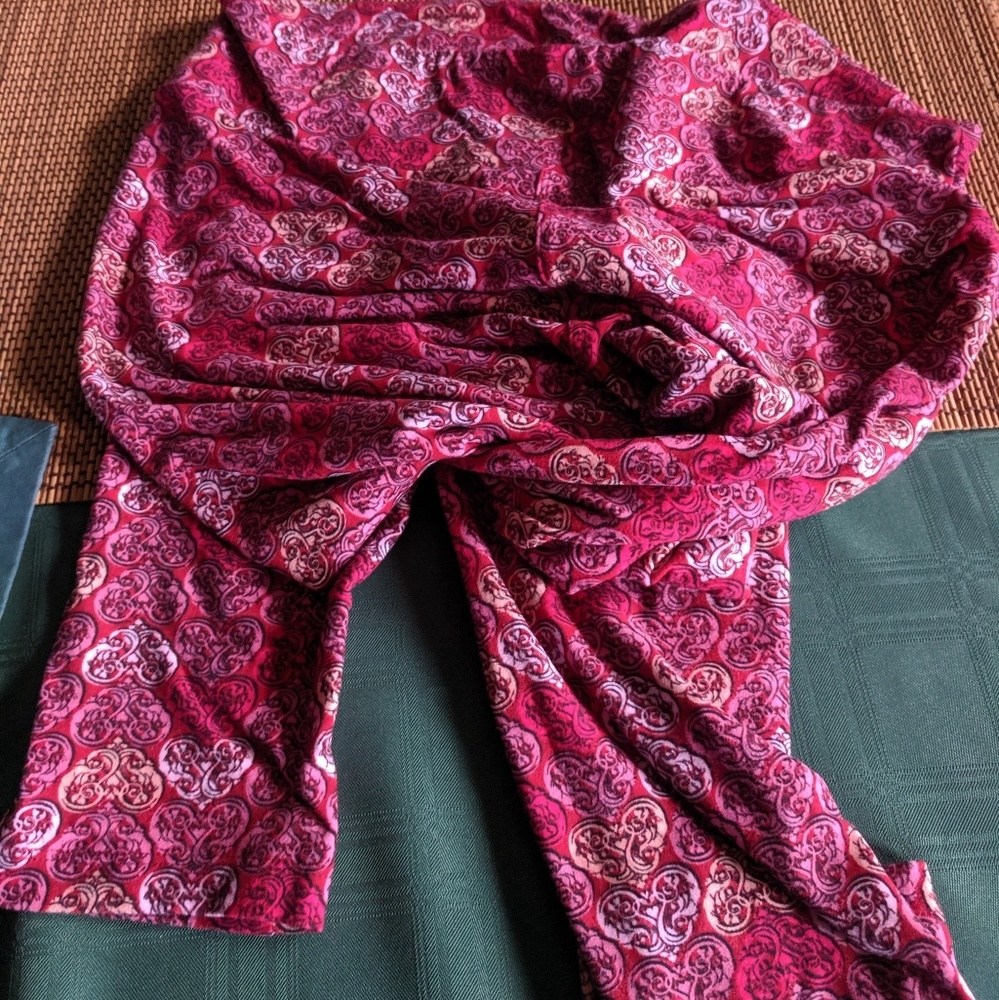 LulaRoe print Leggings